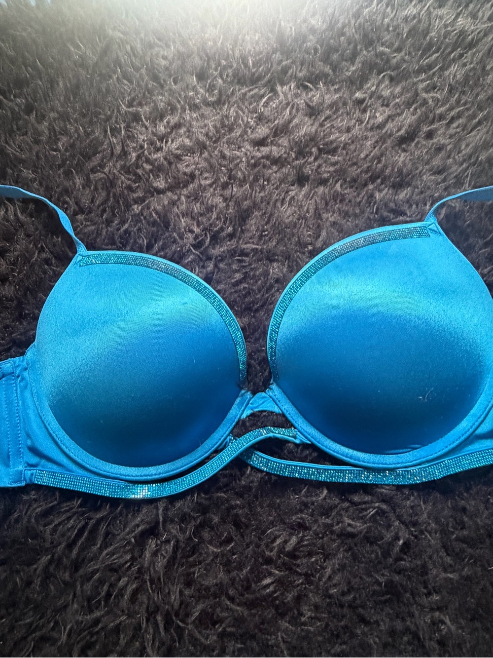 Victoria’s Secret Very Sexy Shine Cradle Push-up Bra